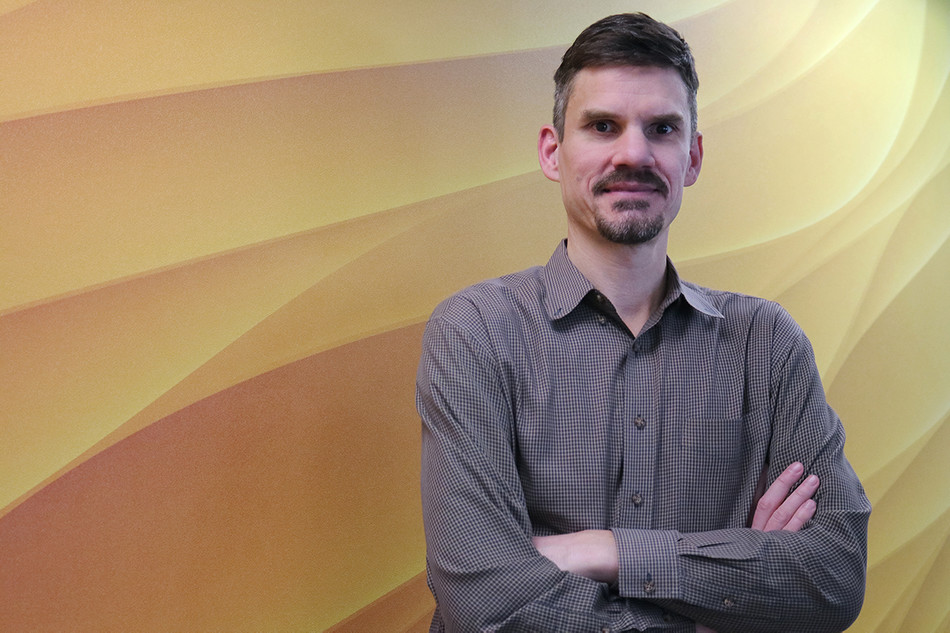 Simon Rennocks Headshot